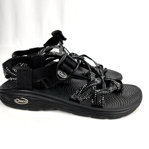 Chaco Black White Strappy Sandals 8 Womens